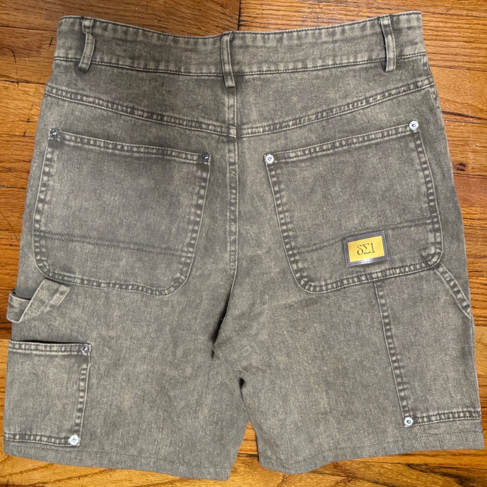 CARPENTER SHORTS